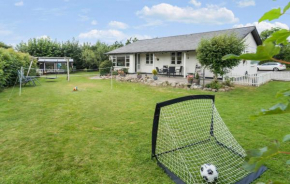 4 Bedroom Lovely Home In Lemvig